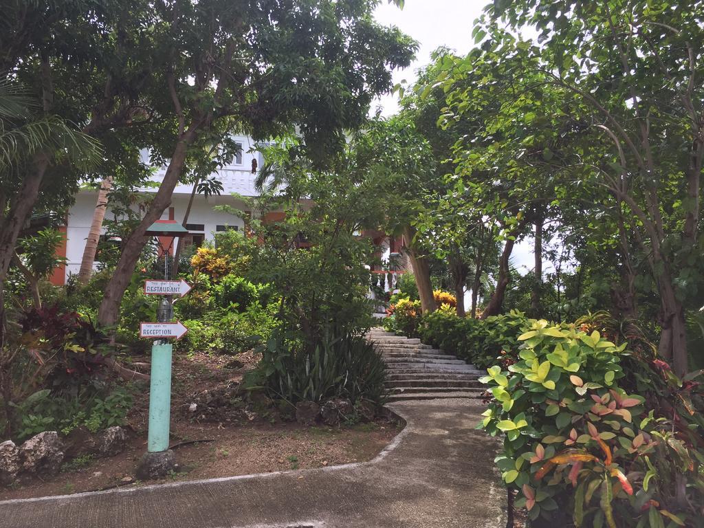 Mangrove Oriental Bed & Breakfast Resort マラパスクア島 エクステリア 写真