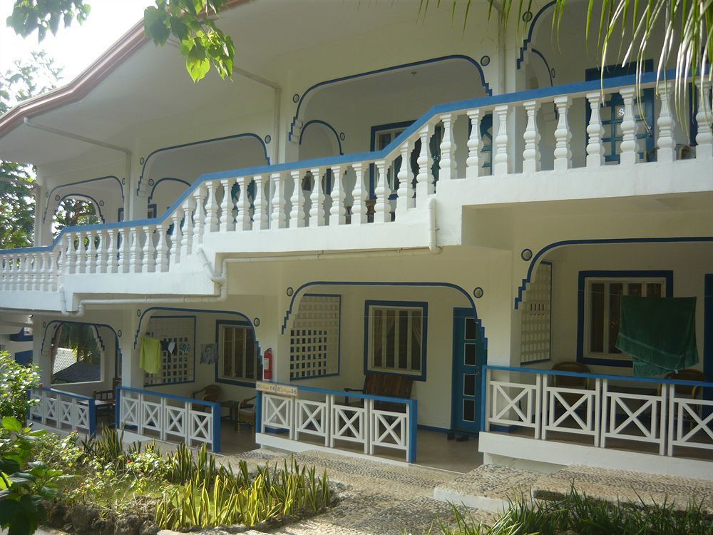 Mangrove Oriental Bed & Breakfast Resort マラパスクア島 エクステリア 写真
