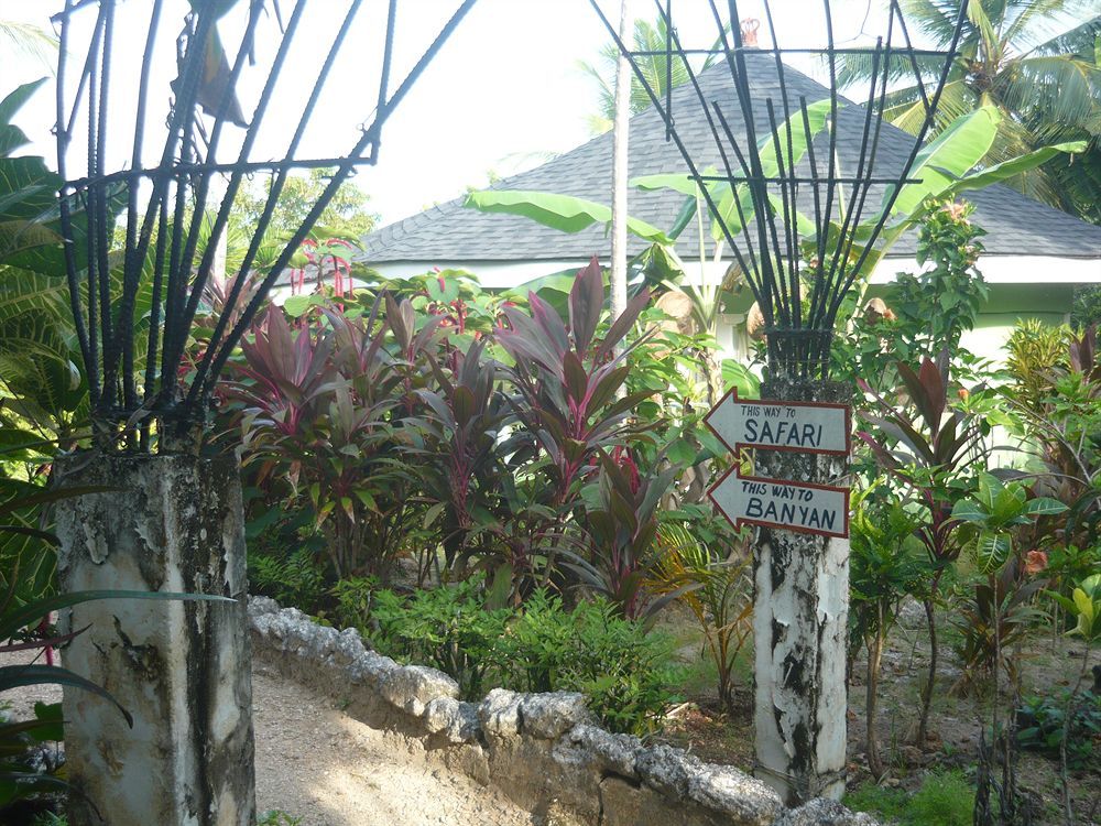 Mangrove Oriental Bed & Breakfast Resort マラパスクア島 エクステリア 写真