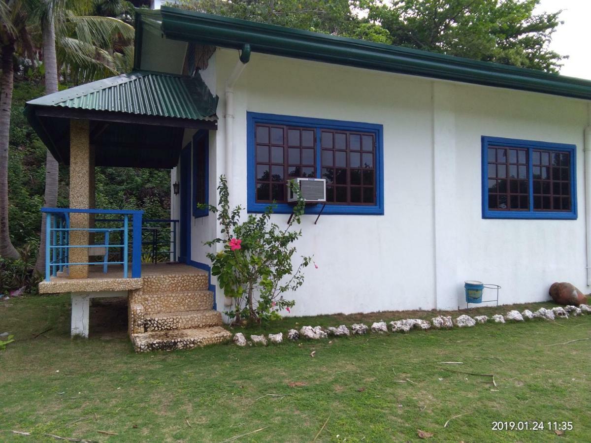Mangrove Oriental Bed & Breakfast Resort マラパスクア島 エクステリア 写真